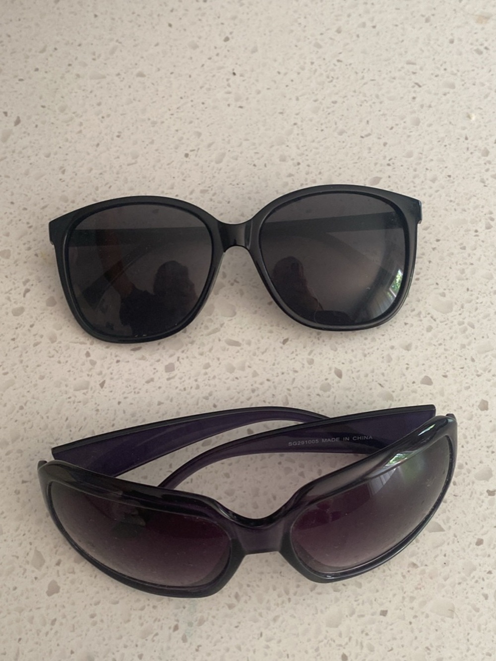 Set of 2 Classic Women's Sunglasses